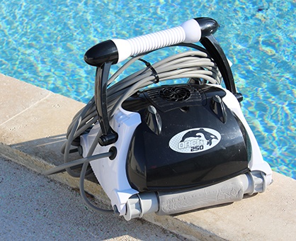 Robot piscine nettoyage fond parois et ligne d'eau, orca 250